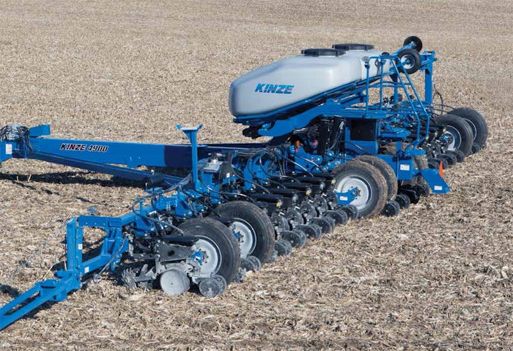 Kinze Offers the New 4900 Series Planter for 2014, Increased Productivity and Precision