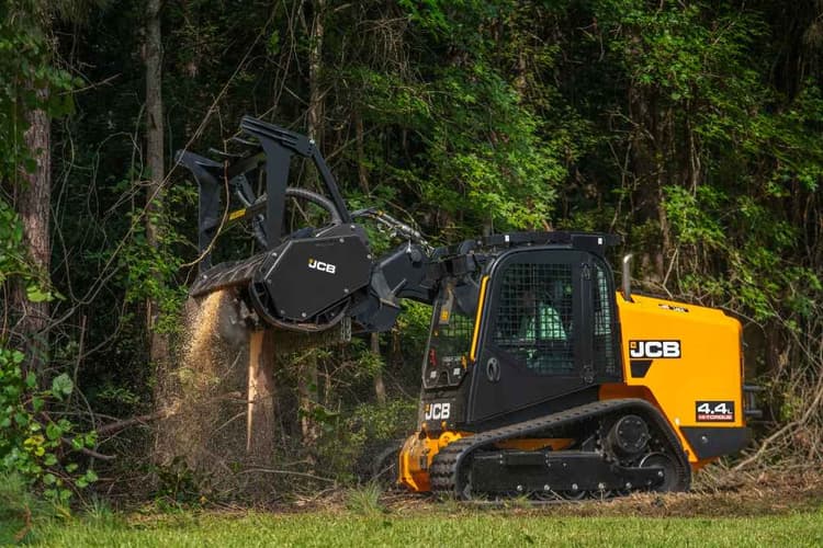 JCB Expands Compact Equipment Lineup at Farm Progress Show