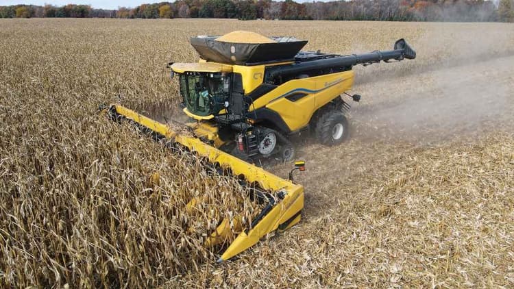 New Holland Receives Two Silver Medals at Agritechnica Innovation Awards