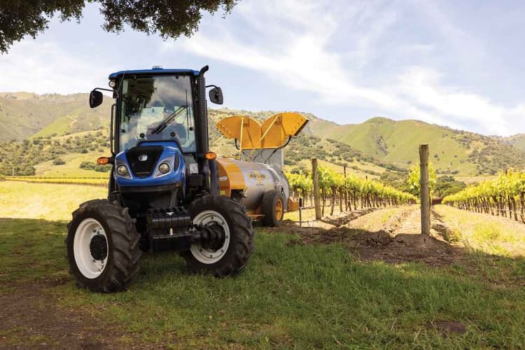 New Holland Showcases Smart Farming Innovations at FIRA USA 2025