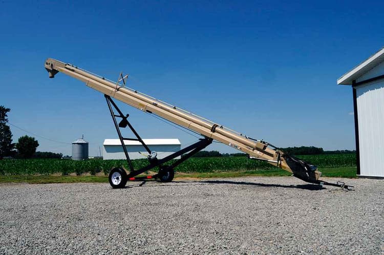 Supporting Harvest From Ground to Grain