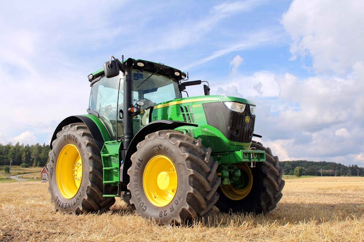 John Deere Opens Nationwide Search for Chief Tractor Officer