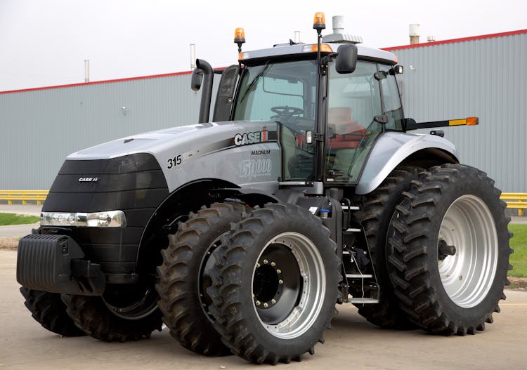 Case IH Produces 150,000th Magnum Tractor