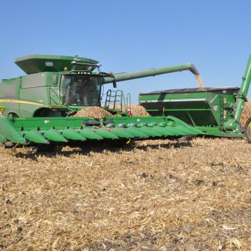 Harvest Finally Begins in the Last 3 Corn Growing States