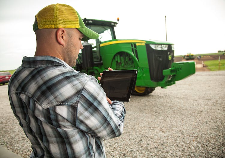 John Deere Releases New, Comprehensive Tools to Manage Machine and Agronomic Data